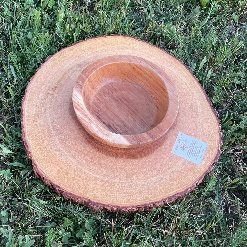 ACACIA COLLECTION Handcrafted Wooden Wood Slice Raw Edge Serving Tray Bowl
